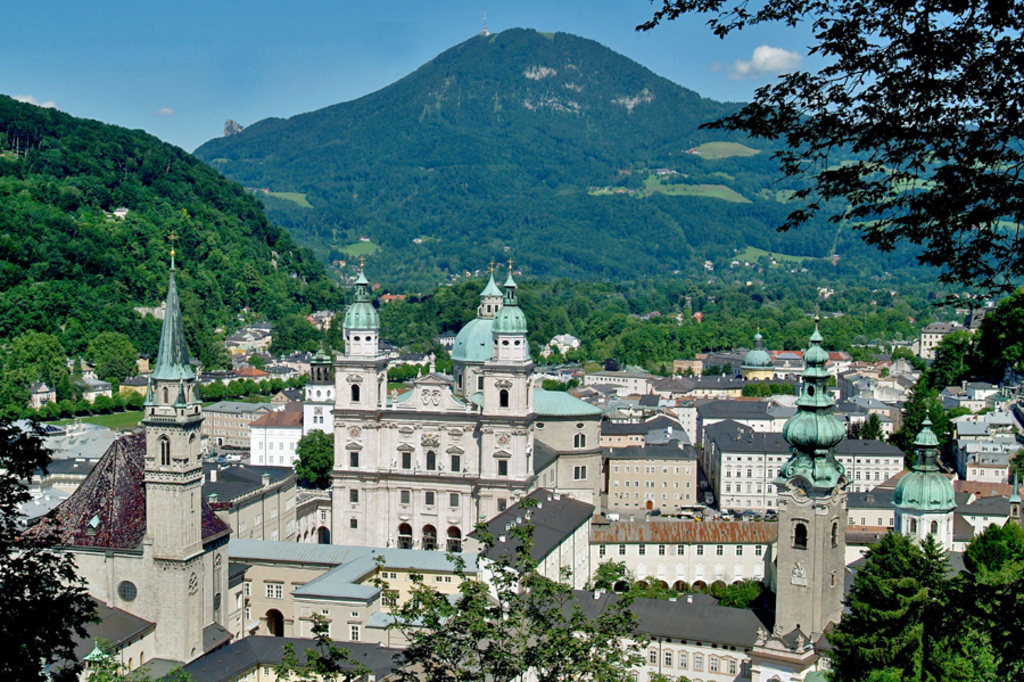 LOWRES-00000068265-Dom-zu-Salzburg-Tourismus-Salzburg-GmbH-69a59f715008e.jpg