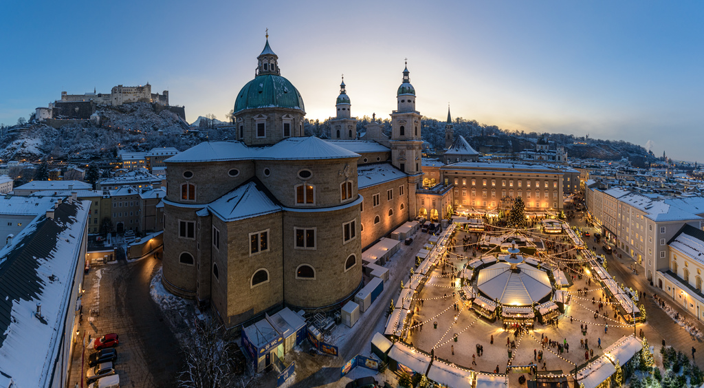 LOWRES-00000142745-Salzburger-Christkindlmarkt-am-Dom-und-Residenzplatz-TSG-Salzburg-Tourismus-GesmbH-G-Breitegger-69a59f85b7f93.jpg